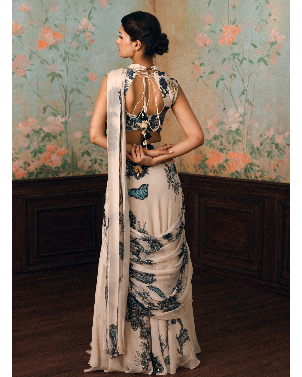 Wolfe Sari Set