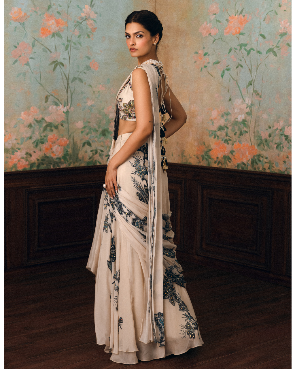 Wolfe Sari Set