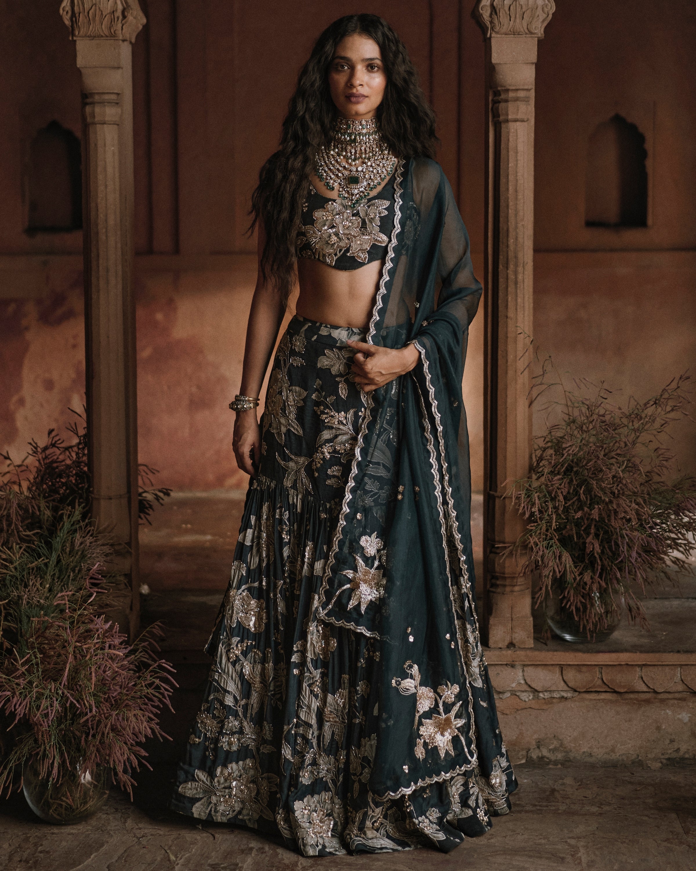 Romantic Mermaid Fit Roop Flip Bird Print Lehenga Set