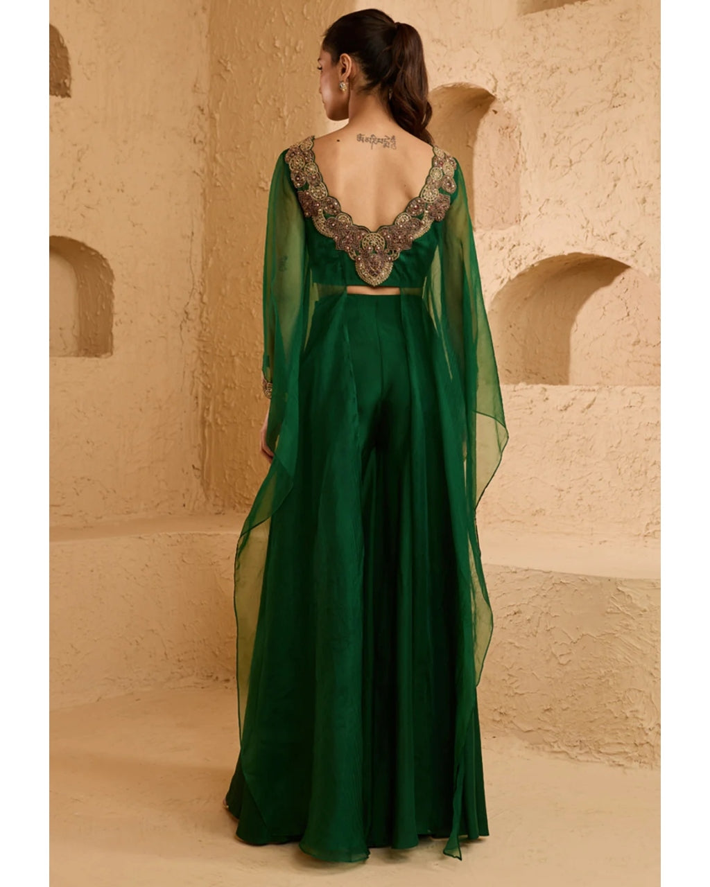 Zivah Cape Set