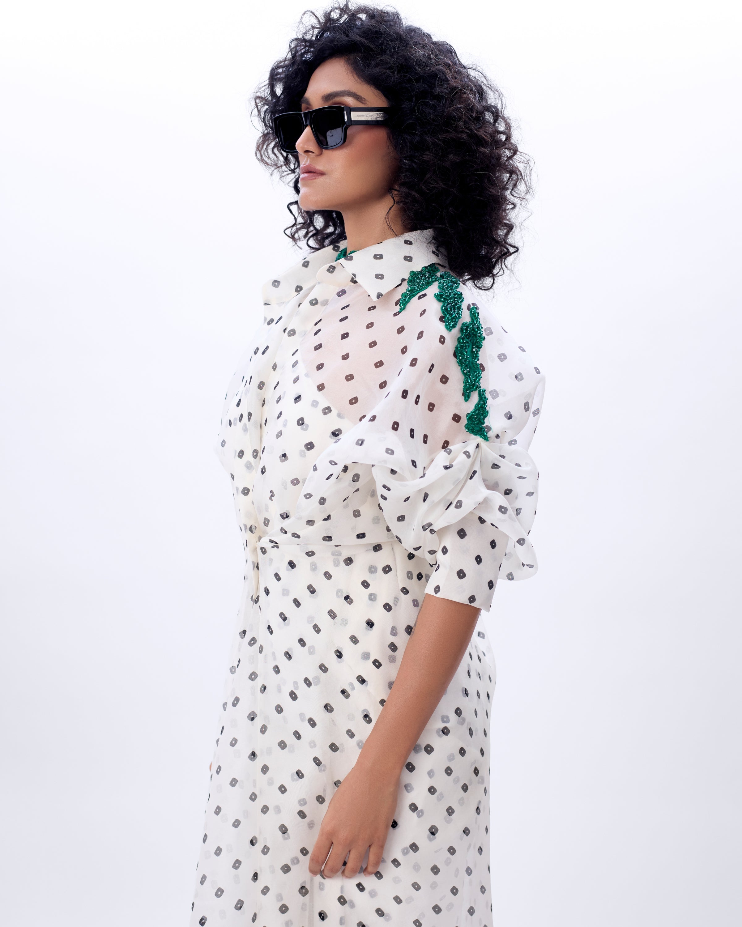 Moulin Mimosa With Applique