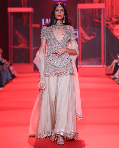 Ratnarekha Kurta Set