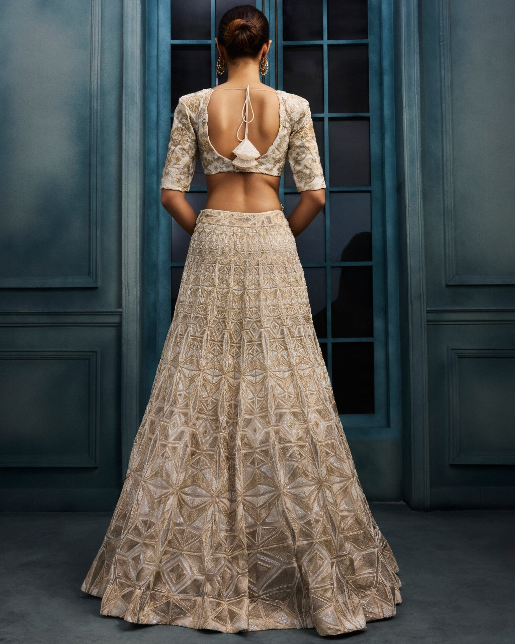 Halo Lehenga Set