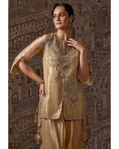 The Goldbound Kurta Set