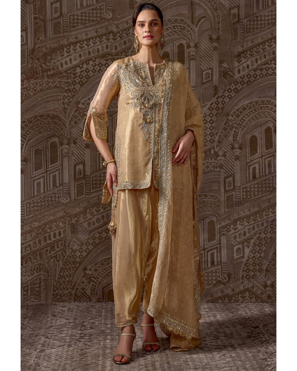 The Goldbound Kurta Set