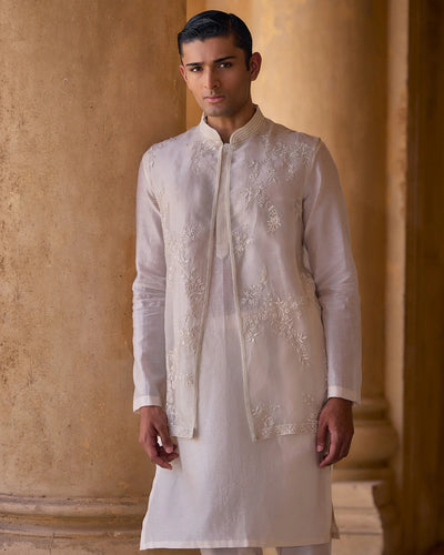 Ivory Chanderi Allover Embroidered Bandi Set