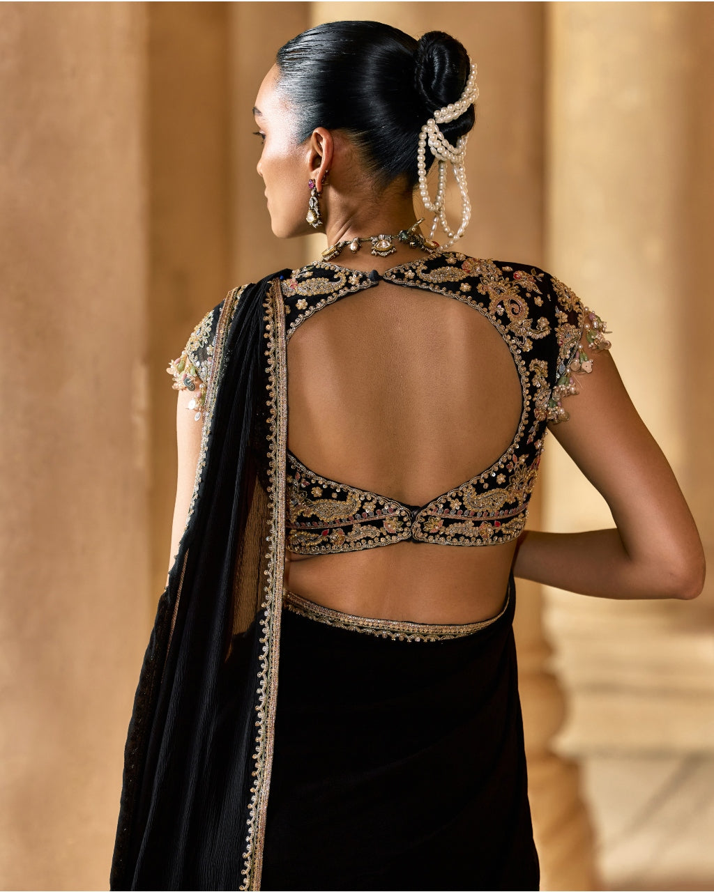 Intezaar Sari Set