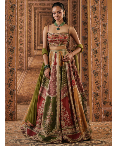 Jhoom Lehenga Set