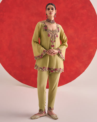 Nitya Kurta Set