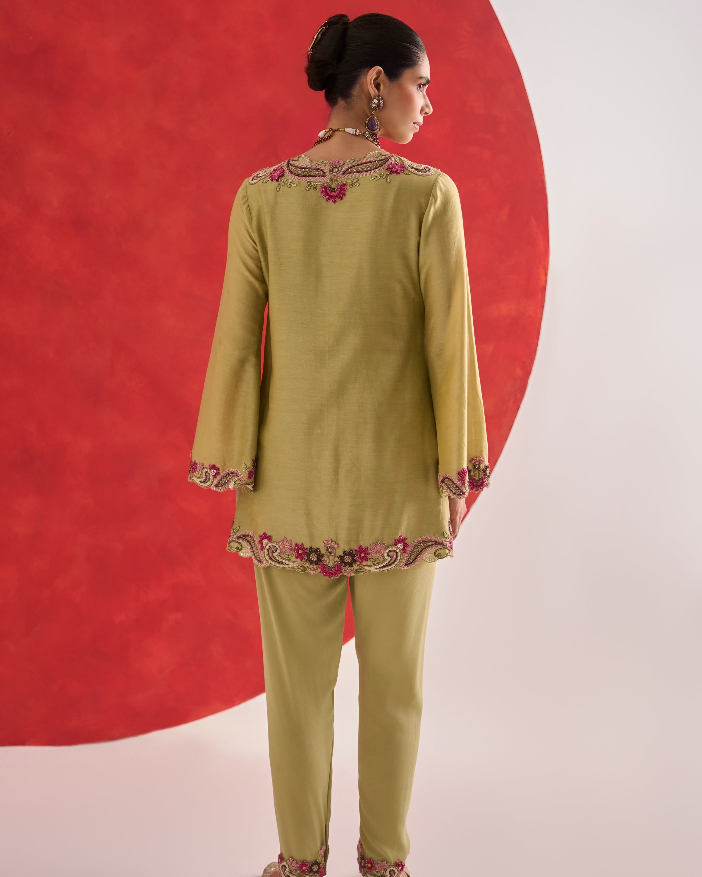 Nitya Kurta Set