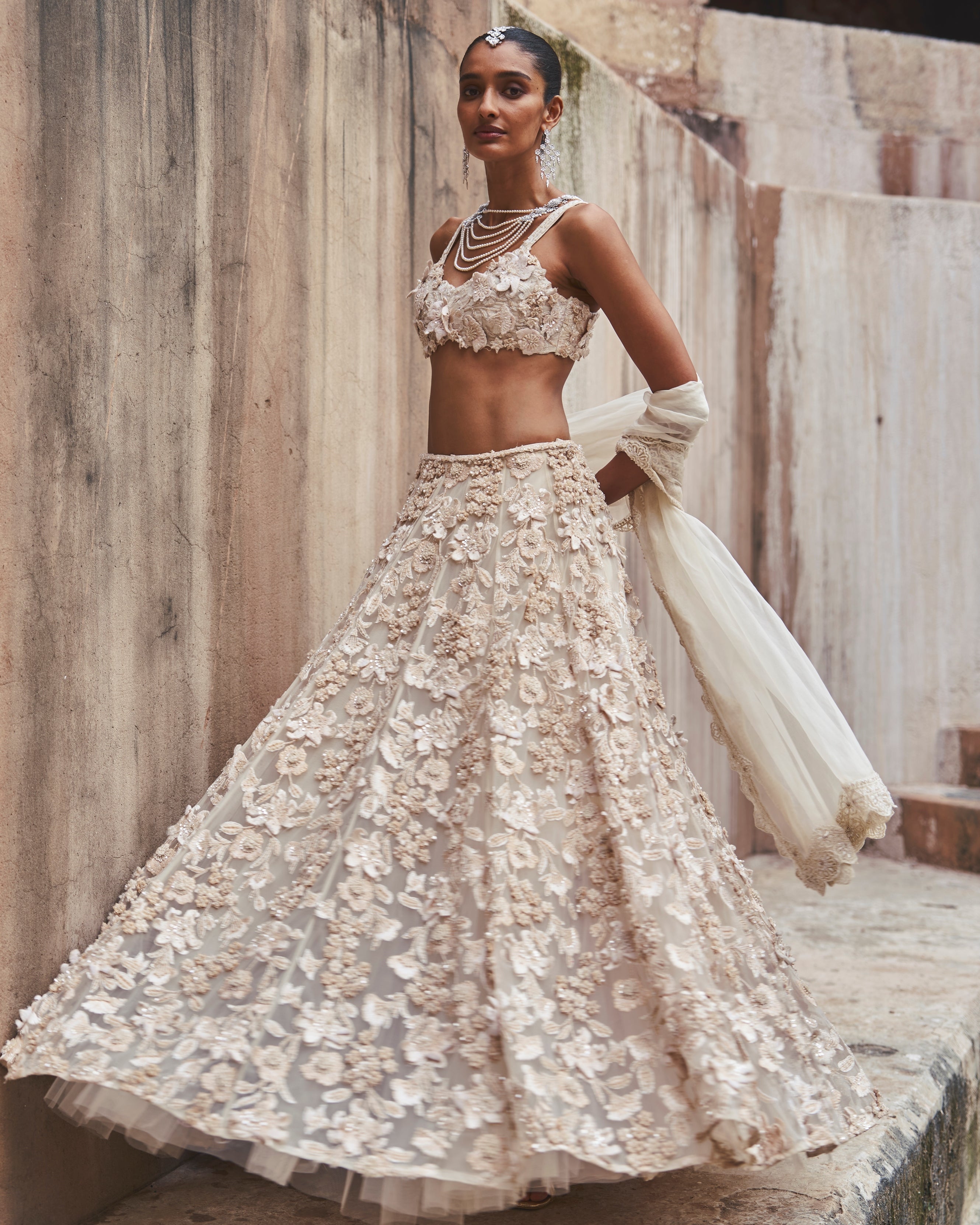 Ivoria Lehenga Set