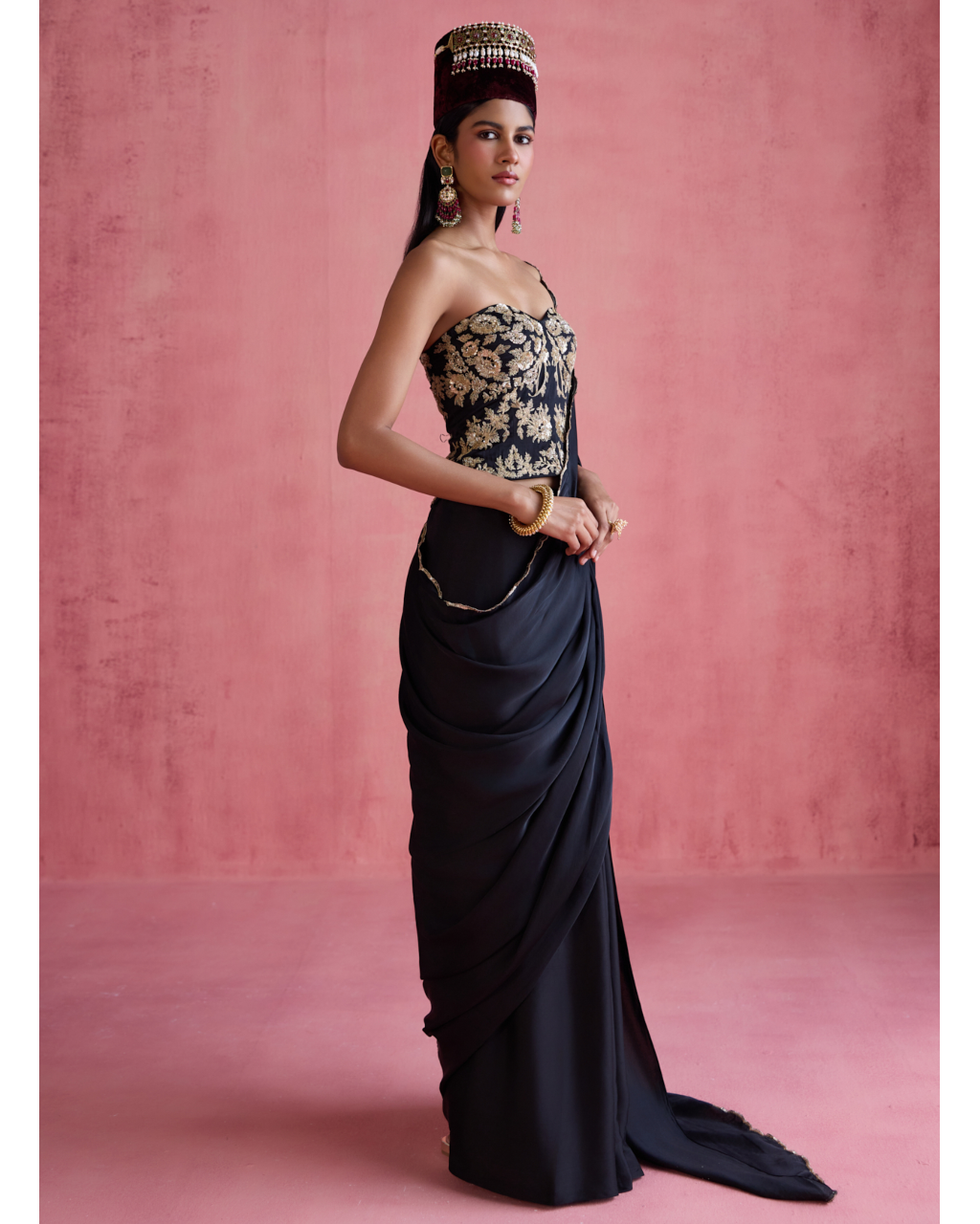 Yasmin Sari Set - Black