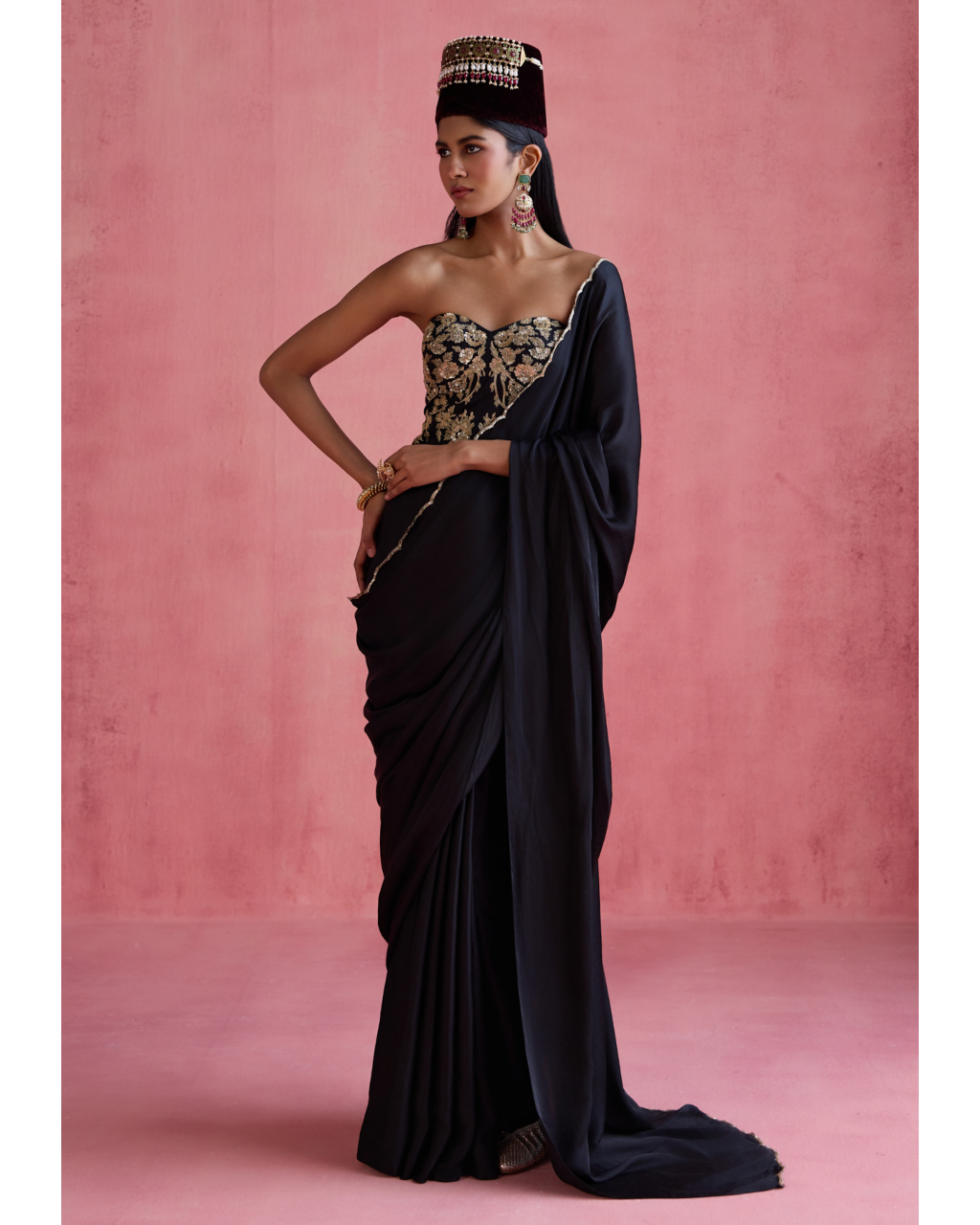 Yasmin Sari Set - Black