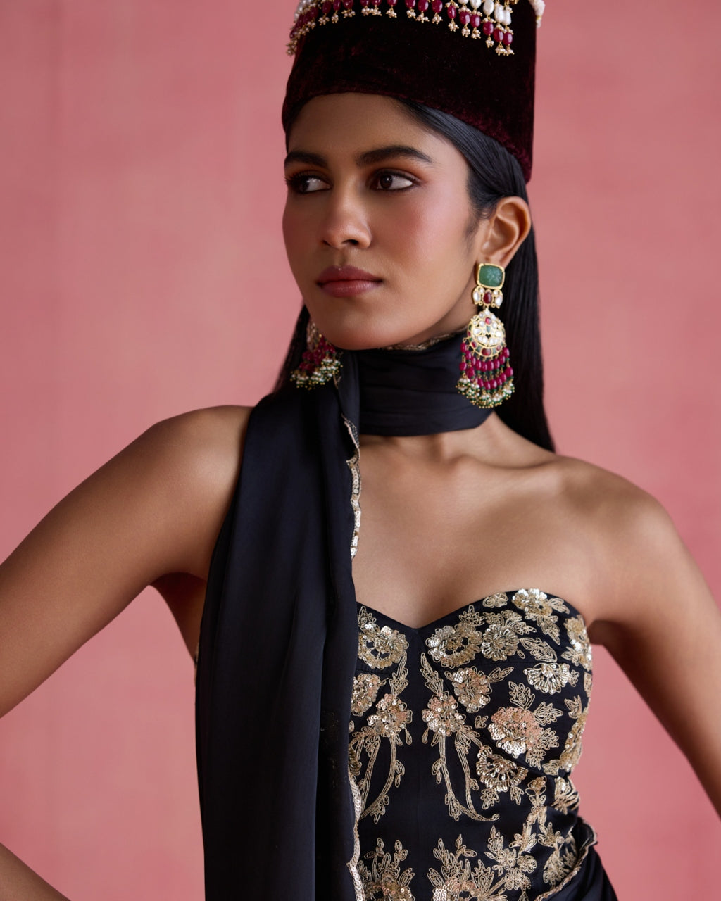 Yasmin Sari Set - Black