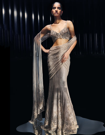 Gleam Line Concept Sari