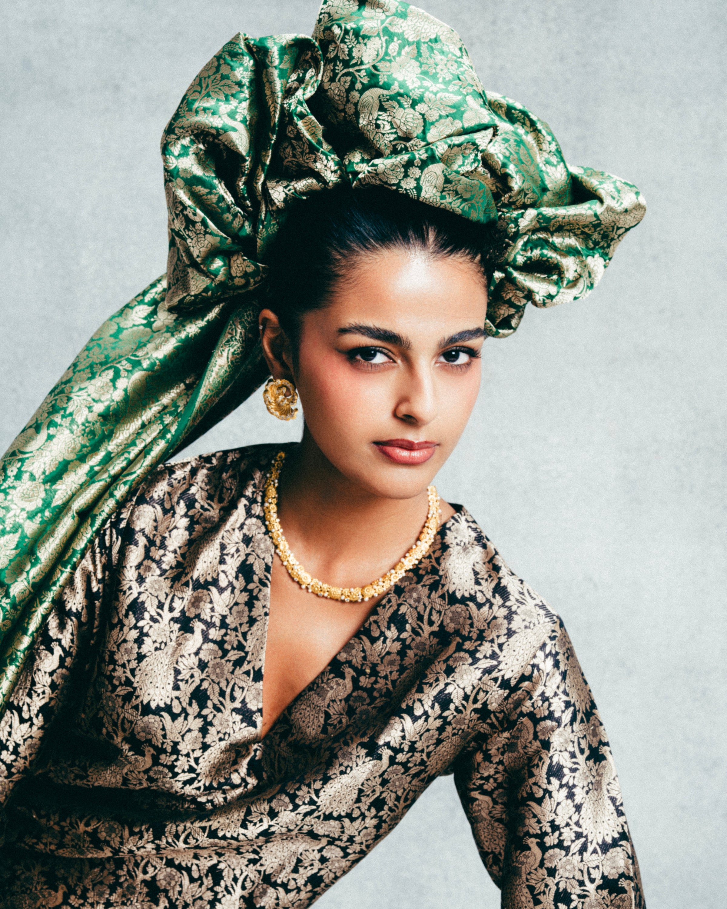 Handwoven Black & Gold Banarasi Kaftan