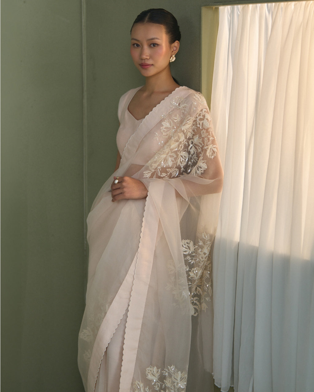 Shadow Bloom Sari Set