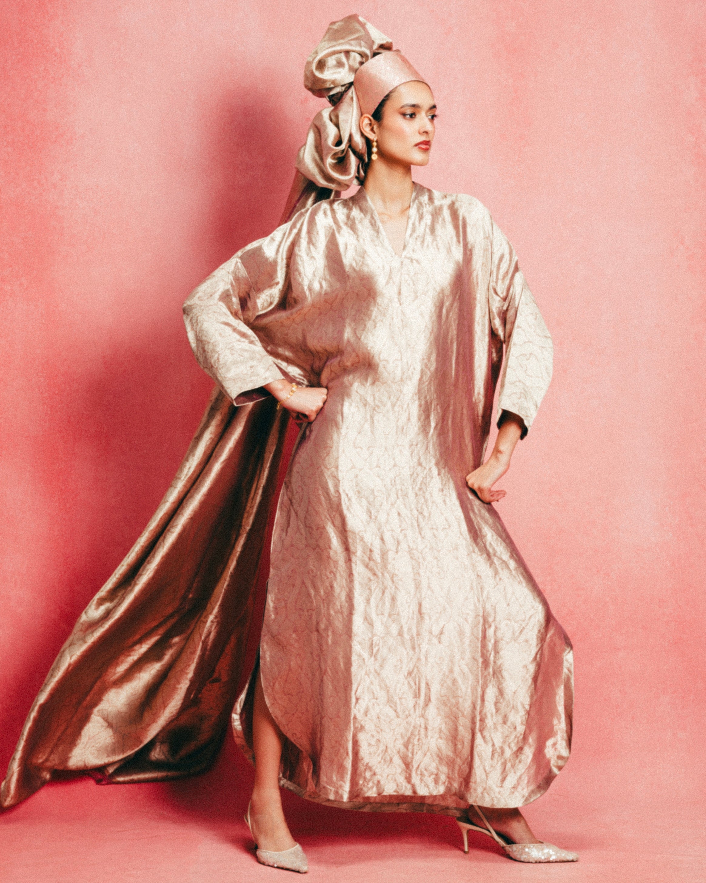 Handwoven Dusty Rose Banarasi Kaftan