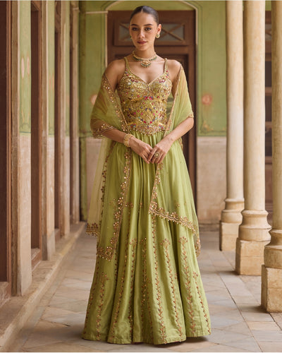 Nazm Lehenga Set