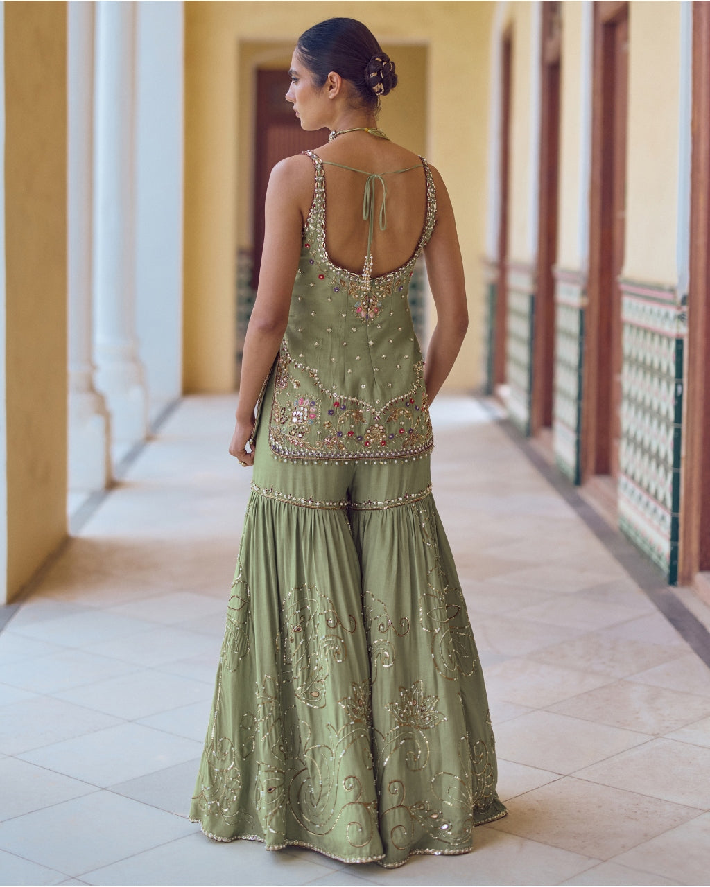 Aira Gharara Set
