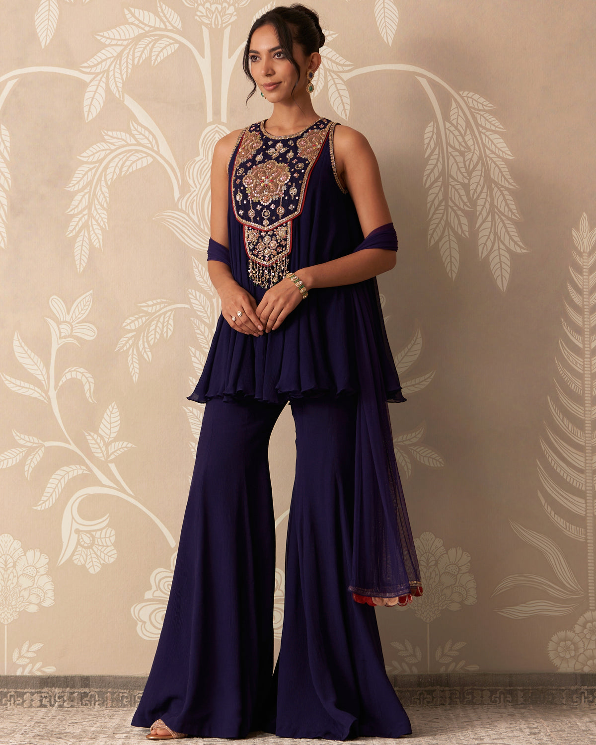 Mannat Kurti Gharara Set