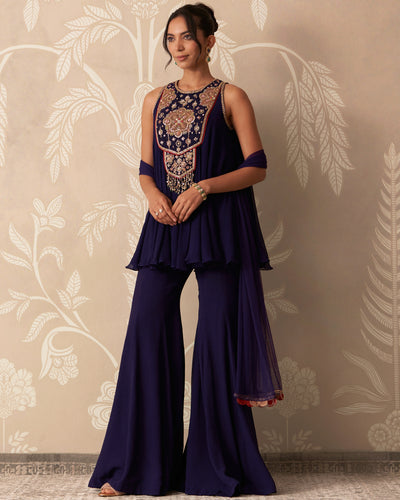 Mannat Kurti Gharara Set