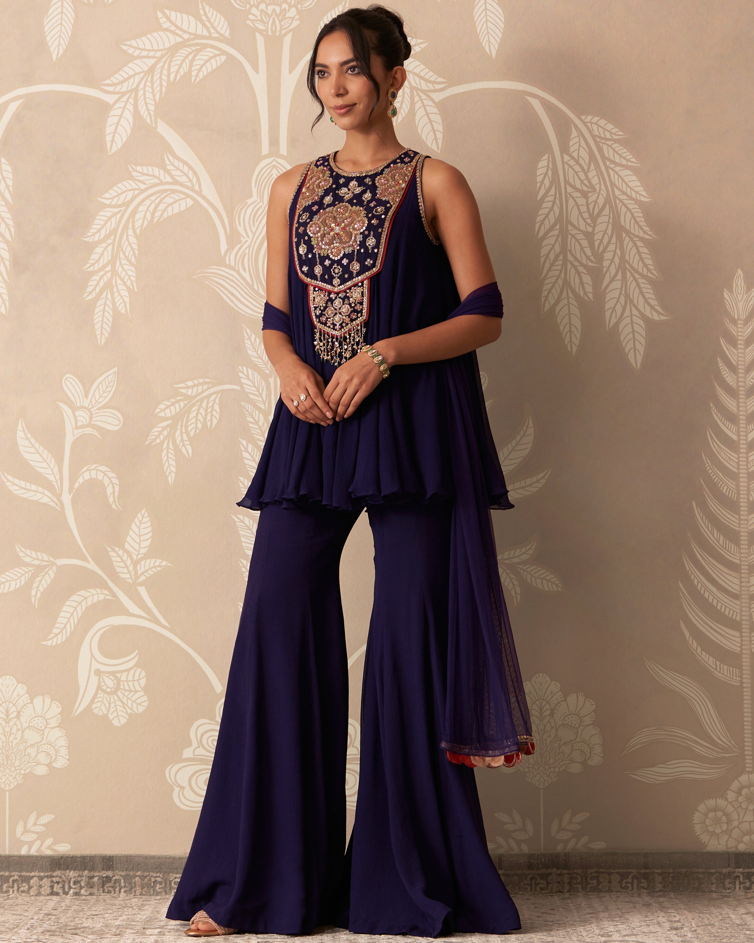 Mannat Kurti Gharara Set