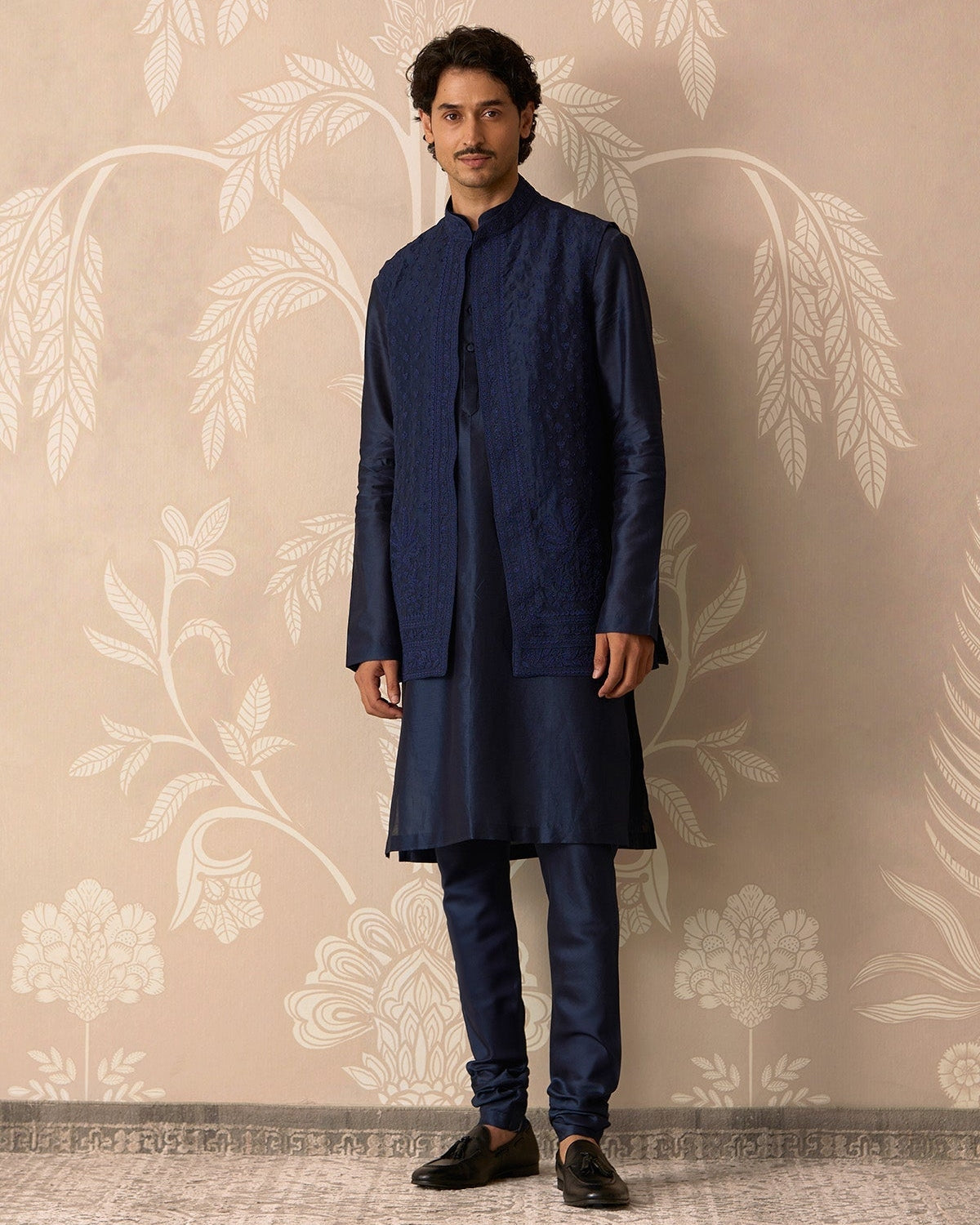 Neel 
Kurta Bandi Set