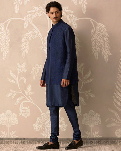 Neel 
Kurta Bandi Set