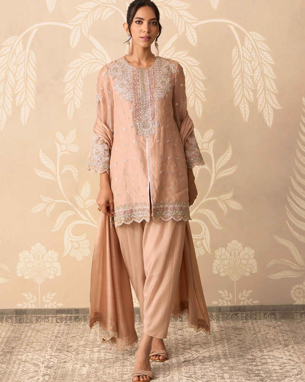 Zehn 
Kurta Salwar Set