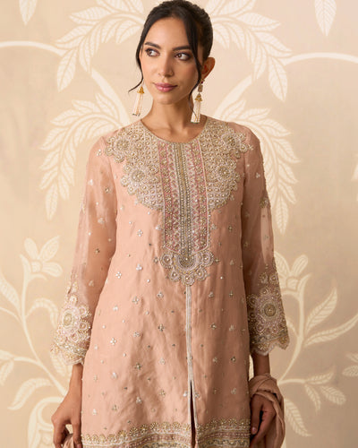Zehn 
Kurta Salwar Set