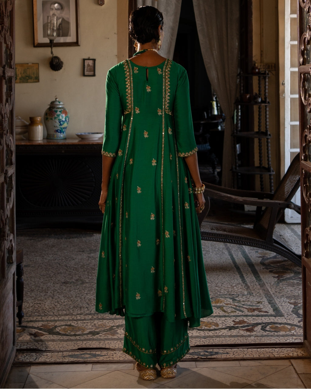 Aakasha Anarkali Set