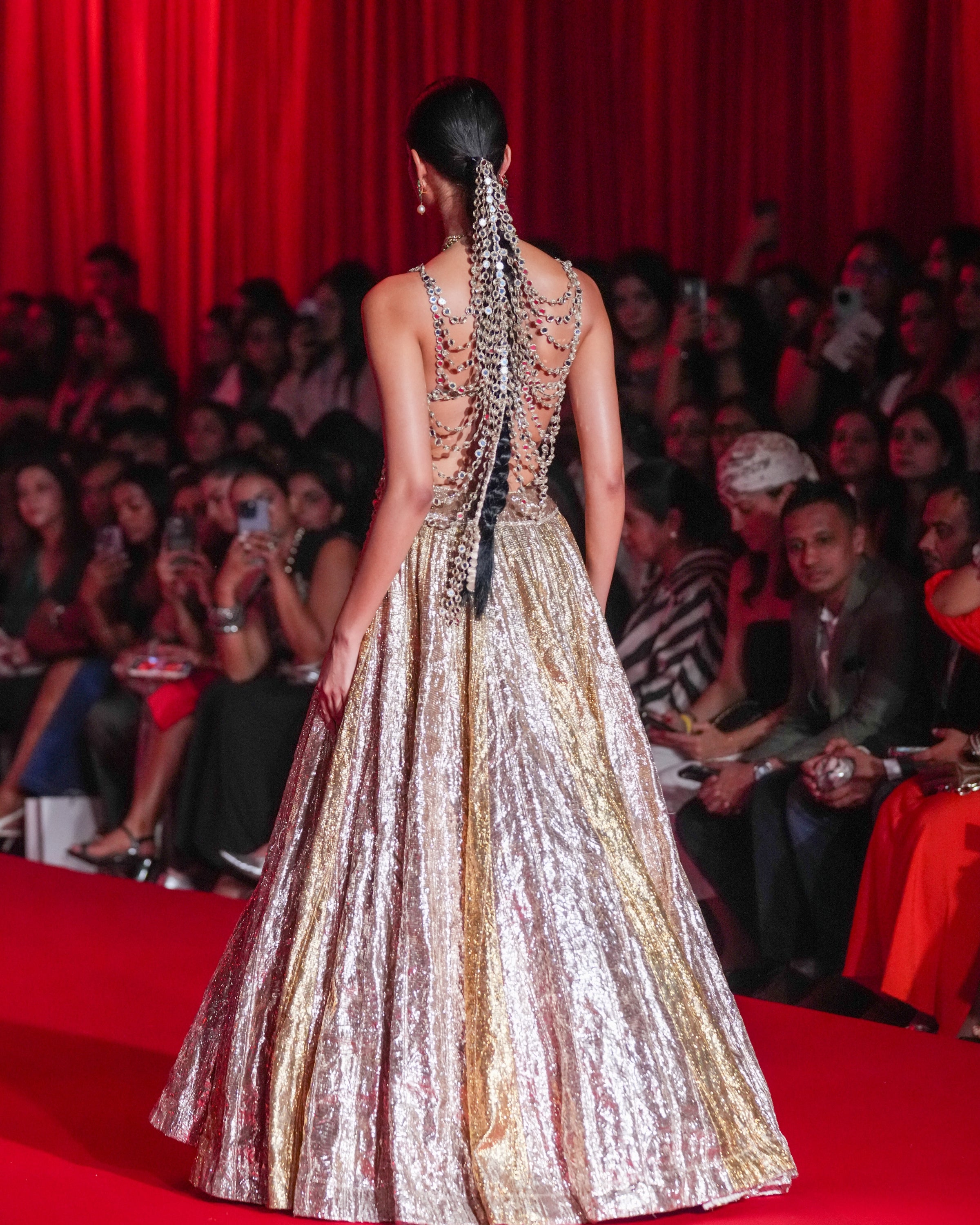 Kanaktara Lehenga Set