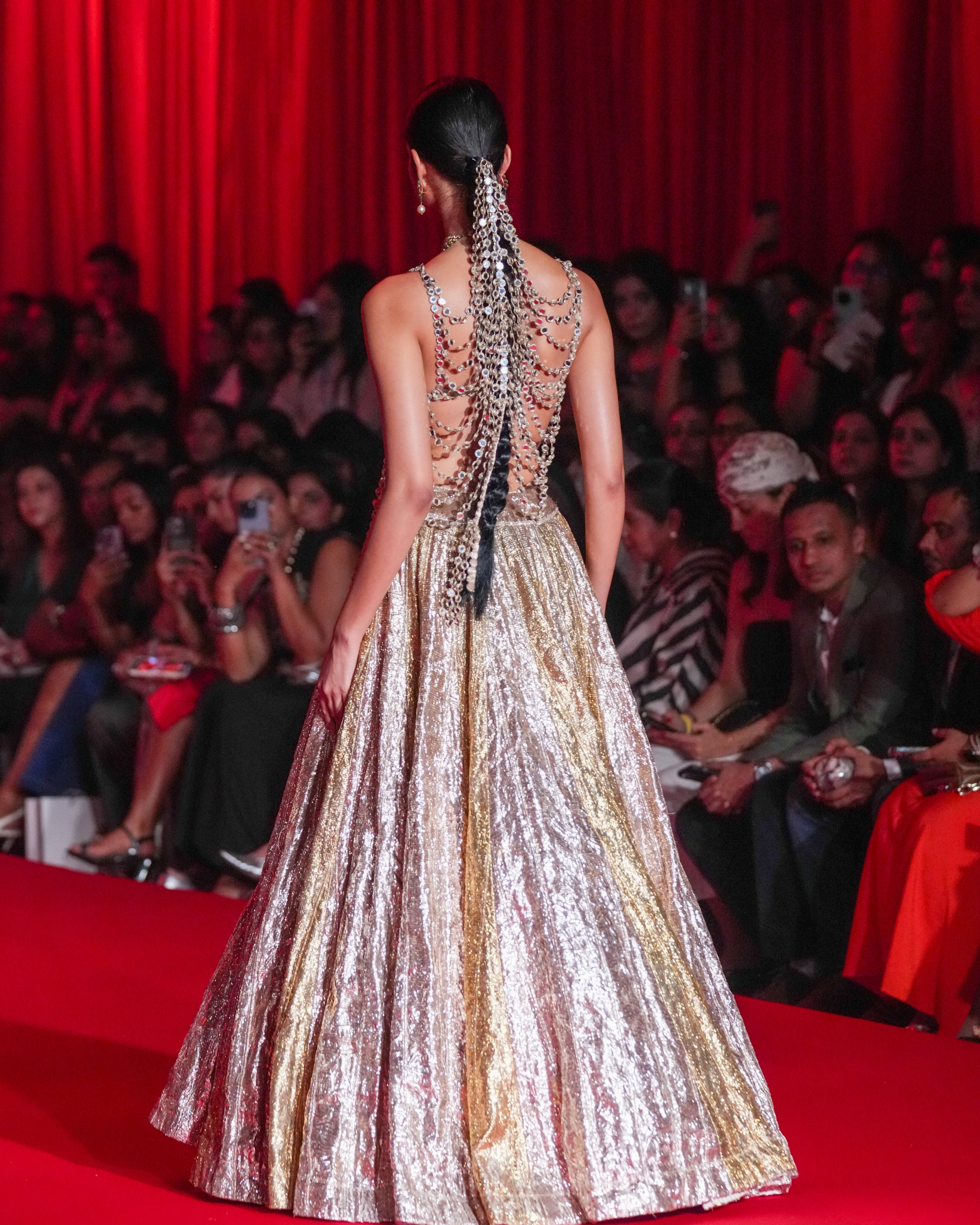 Kanaktara Lehenga Set