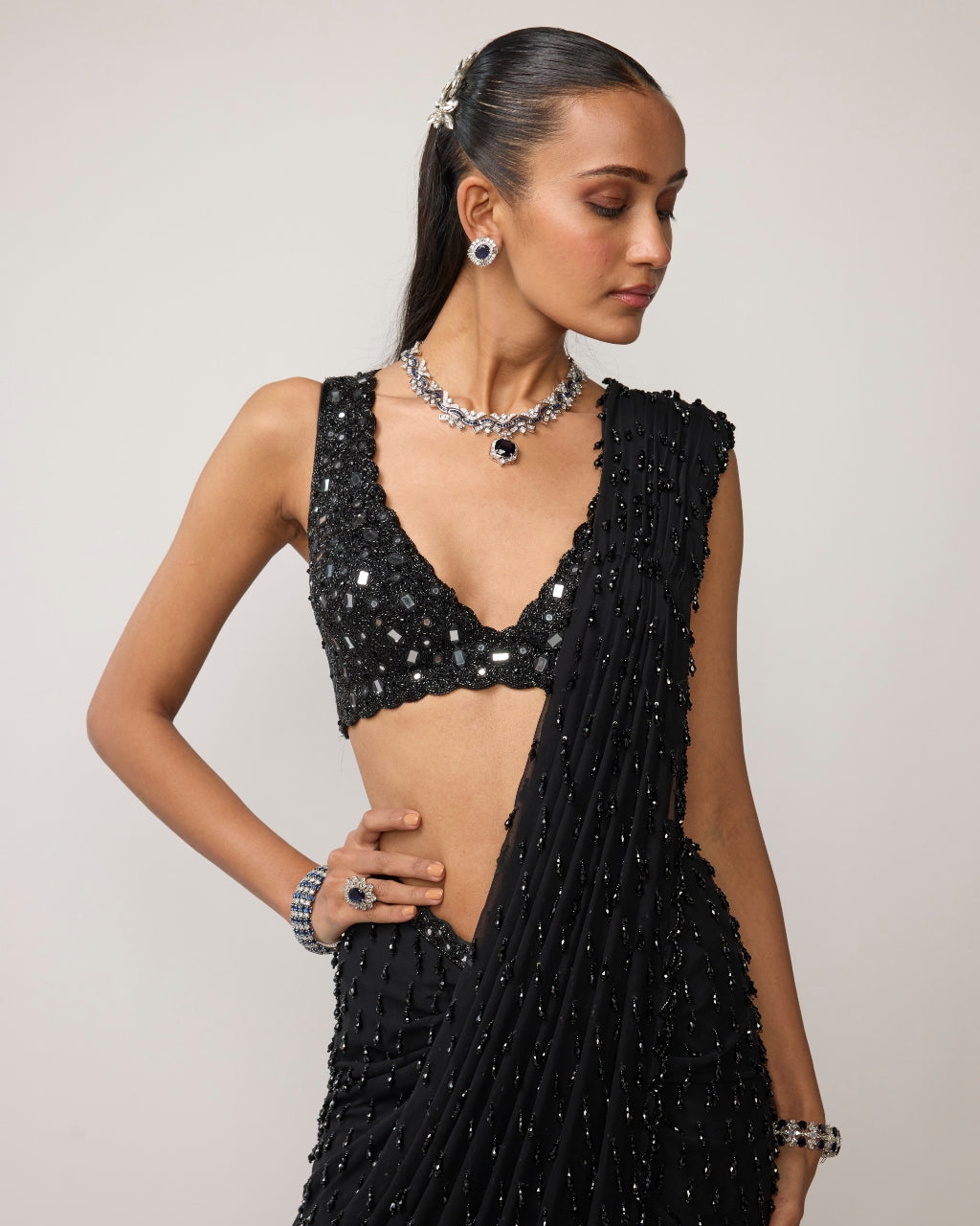 Black Single Drop V Neck Sari Set