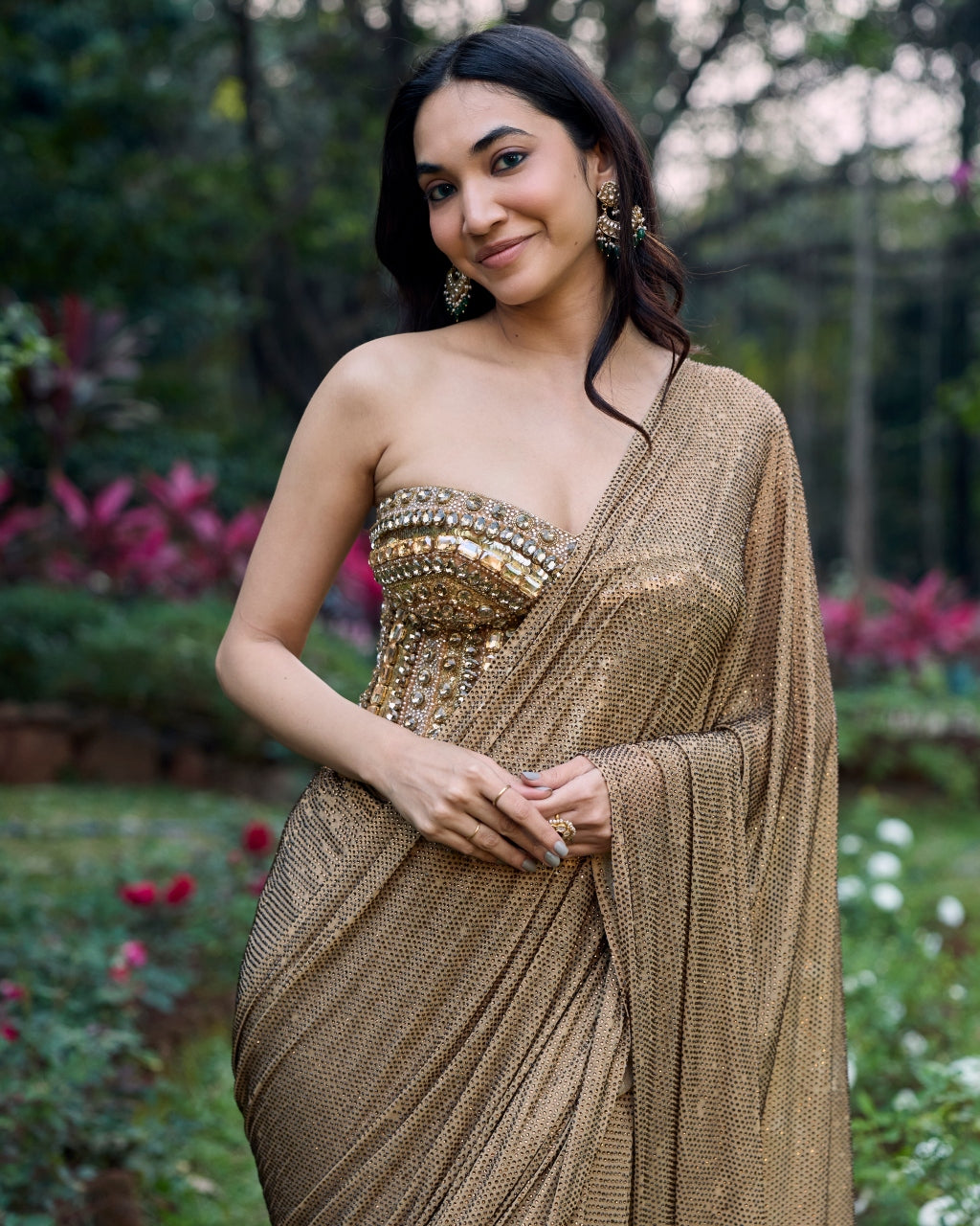 Unehri Noor Crystal Sari Set