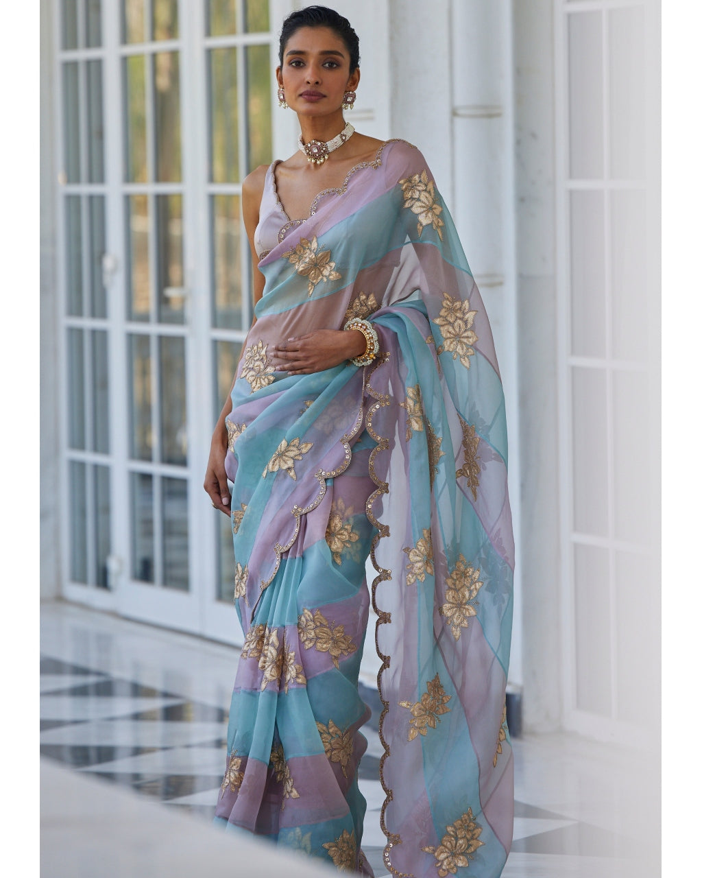 Ash Pink Flower Sari Set