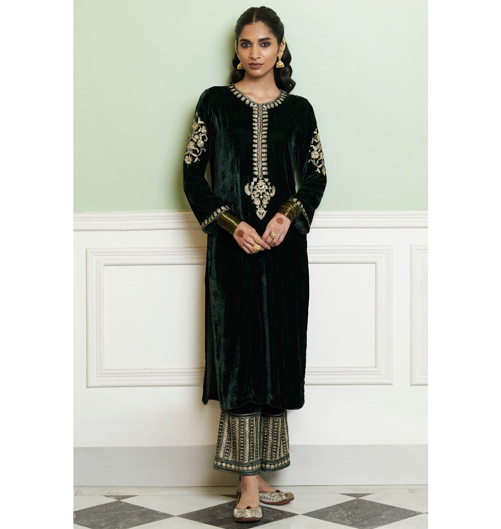 Emerald Green Embroidered Velvet Kurta Set