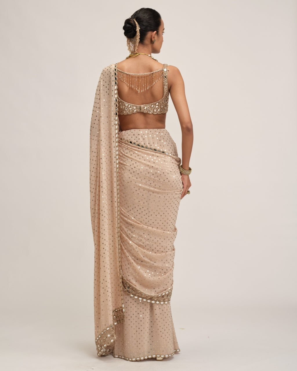 Light Beige Round Neck Cutwork Border Sari Set