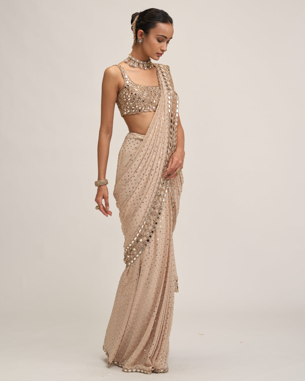 Light Beige Round Neck Cutwork Border Sari Set
