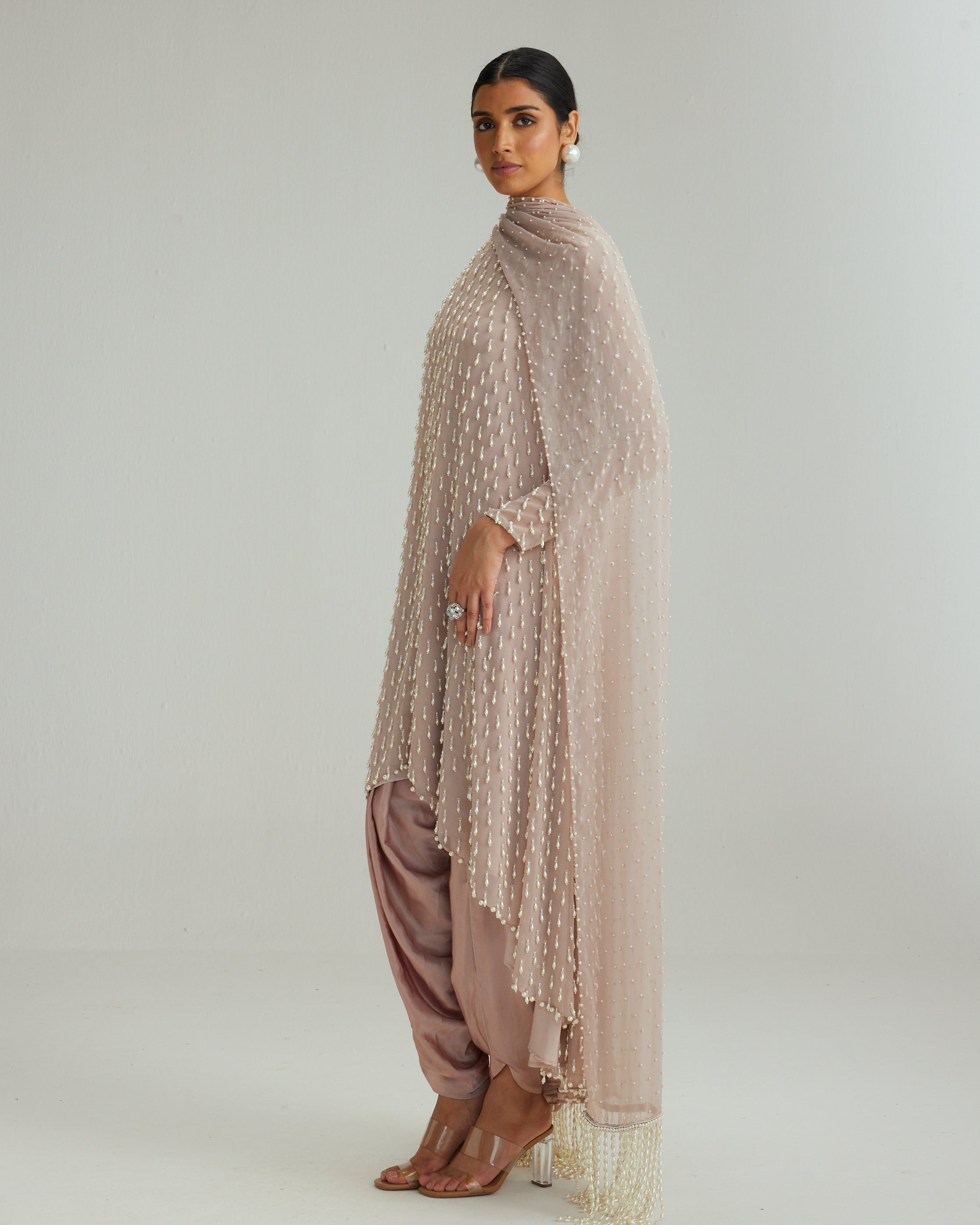 Ash Pink Pearl Drop Kurta Set With Dupatta