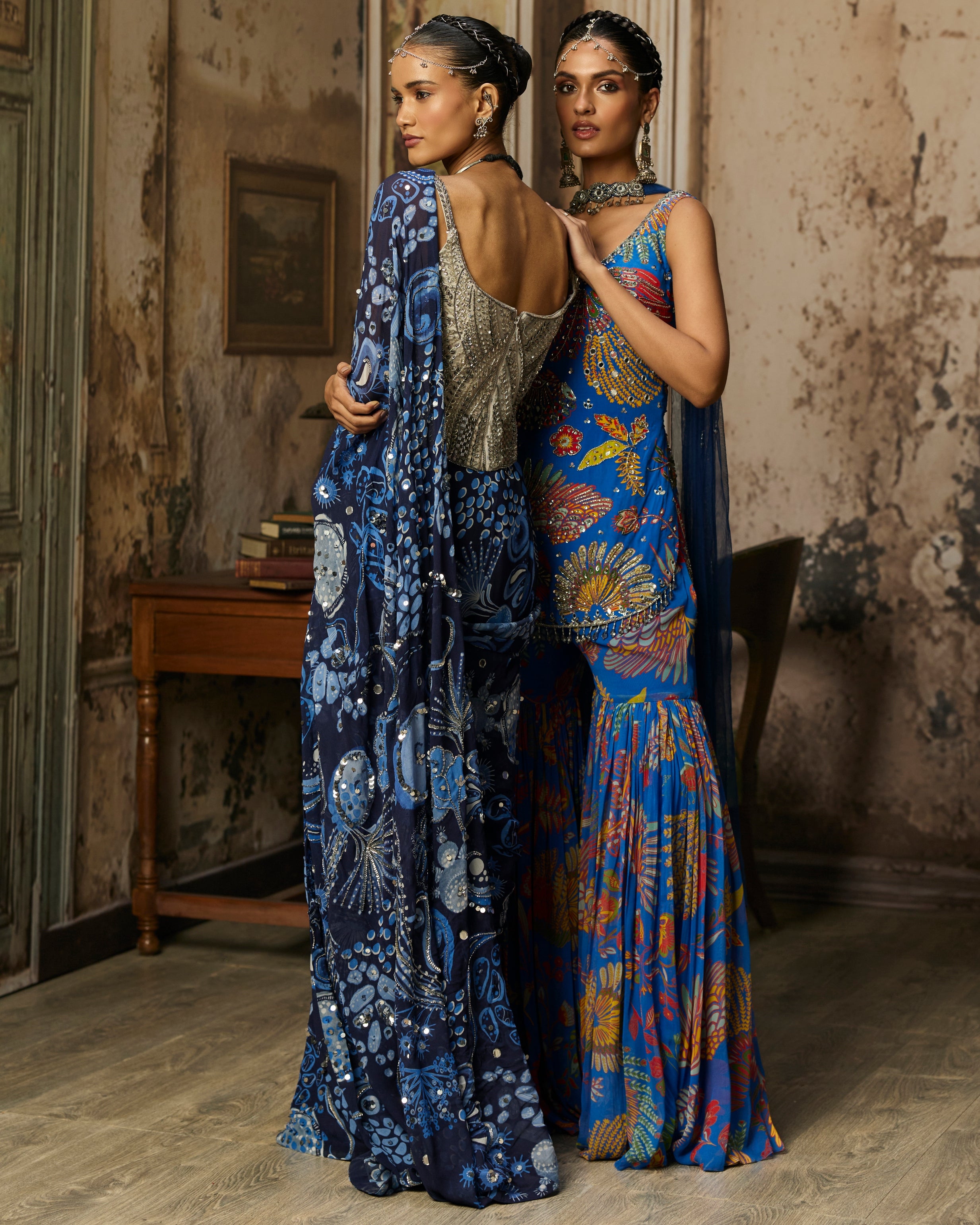 Gunmetal Grey Corset With Printed And Highlighted Classic Sari Set