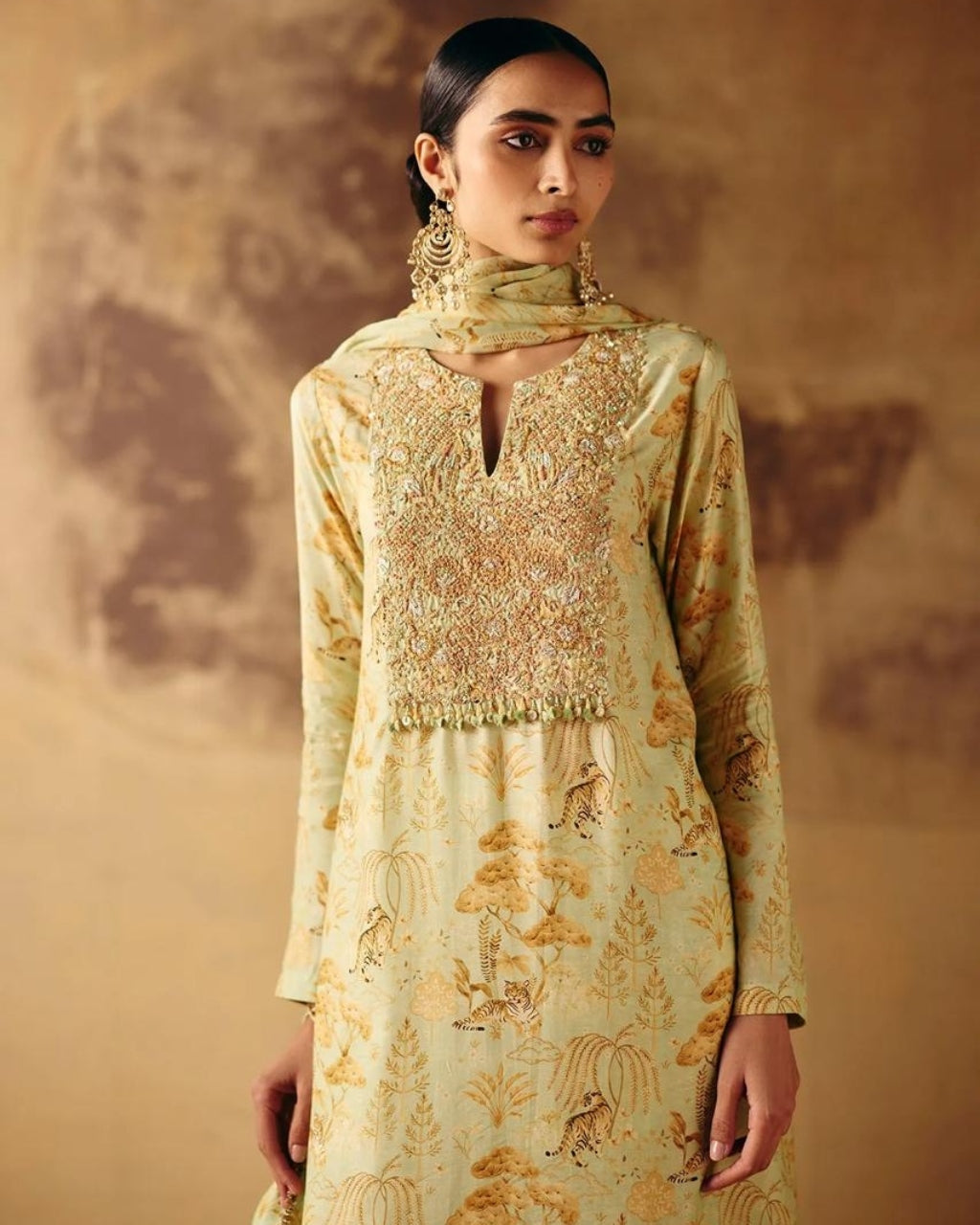 Gulzar Kurta Set