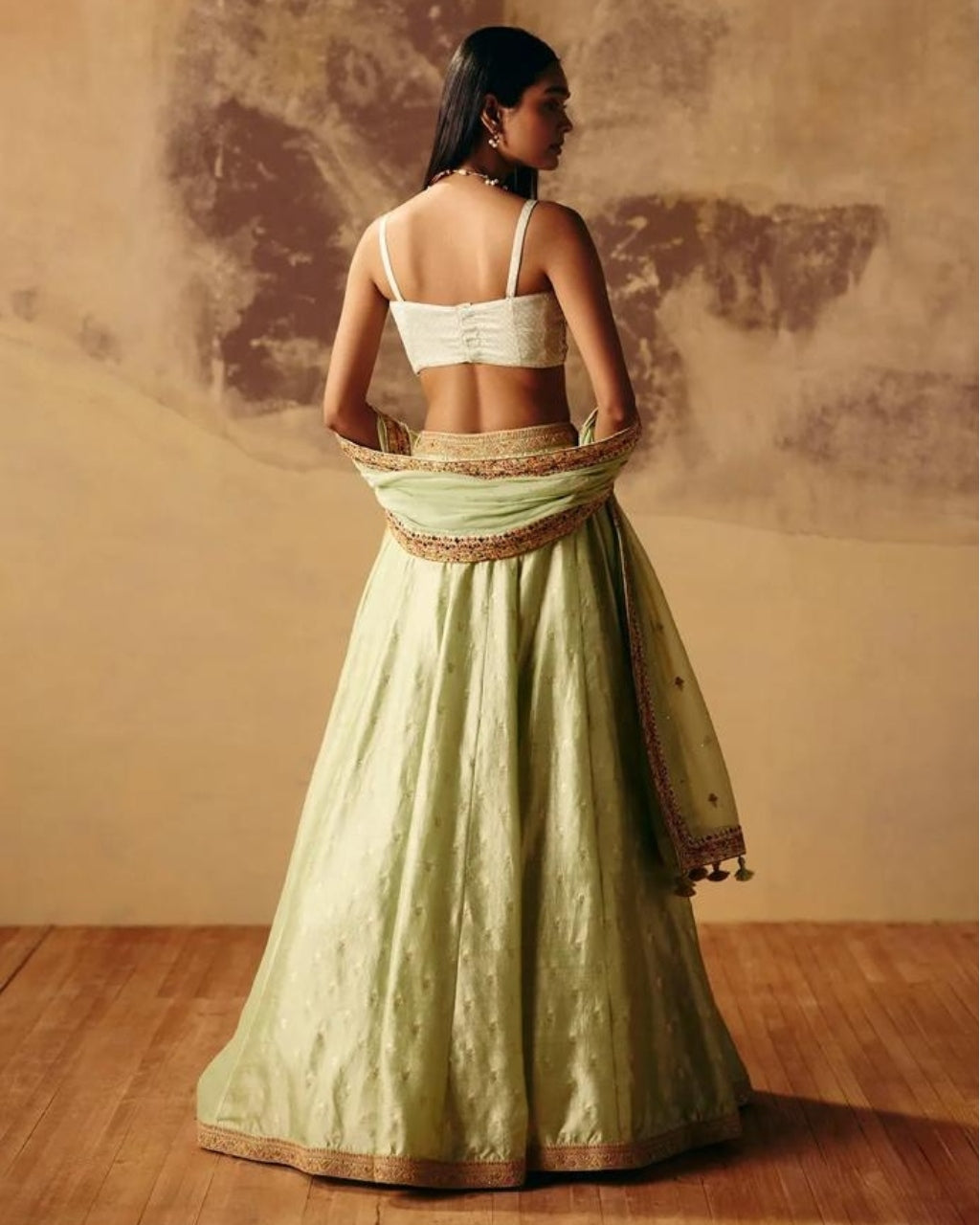 Gulzar Lehenga Set