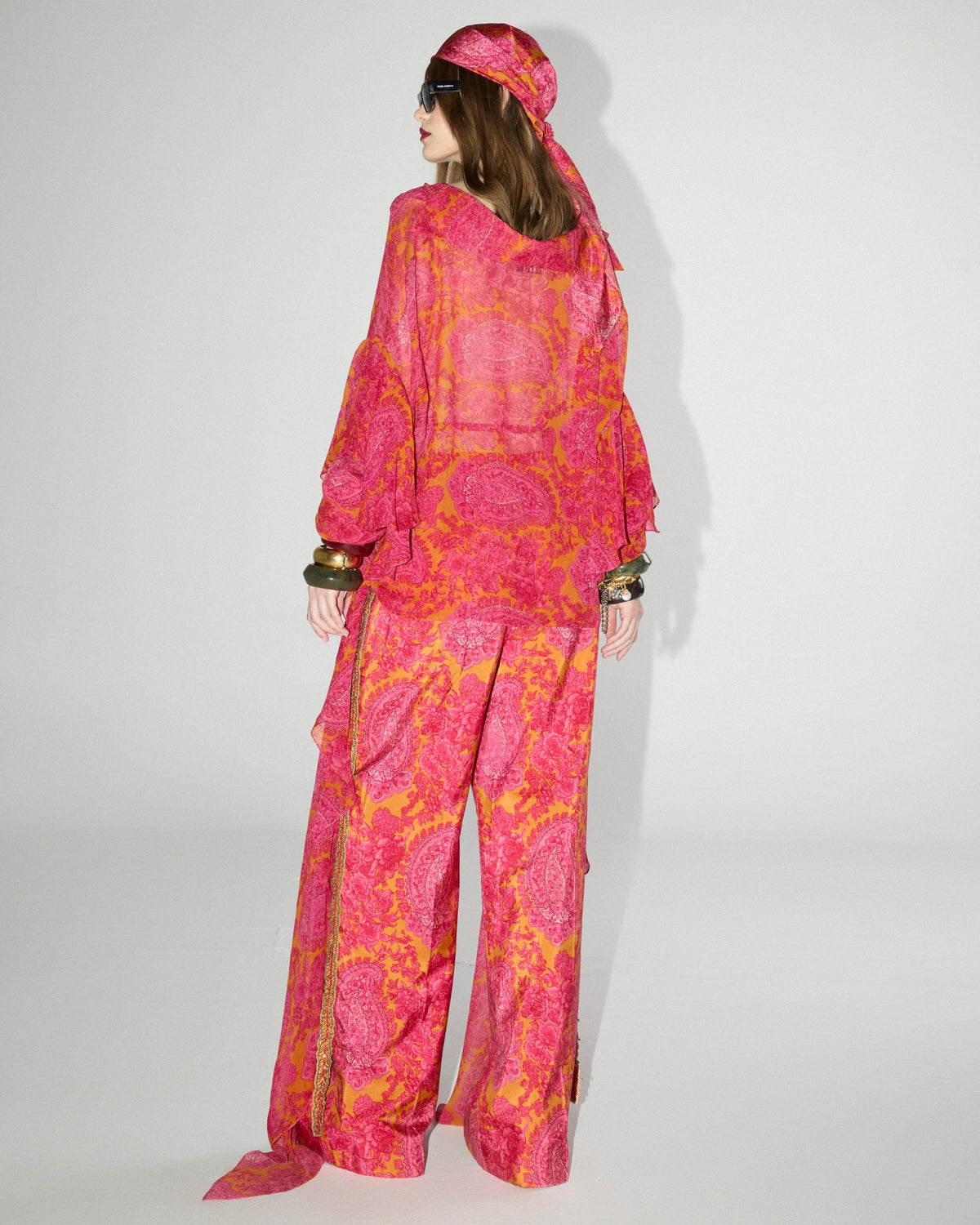 Valentine Shirt, Bustier With Treebo Broad Pant