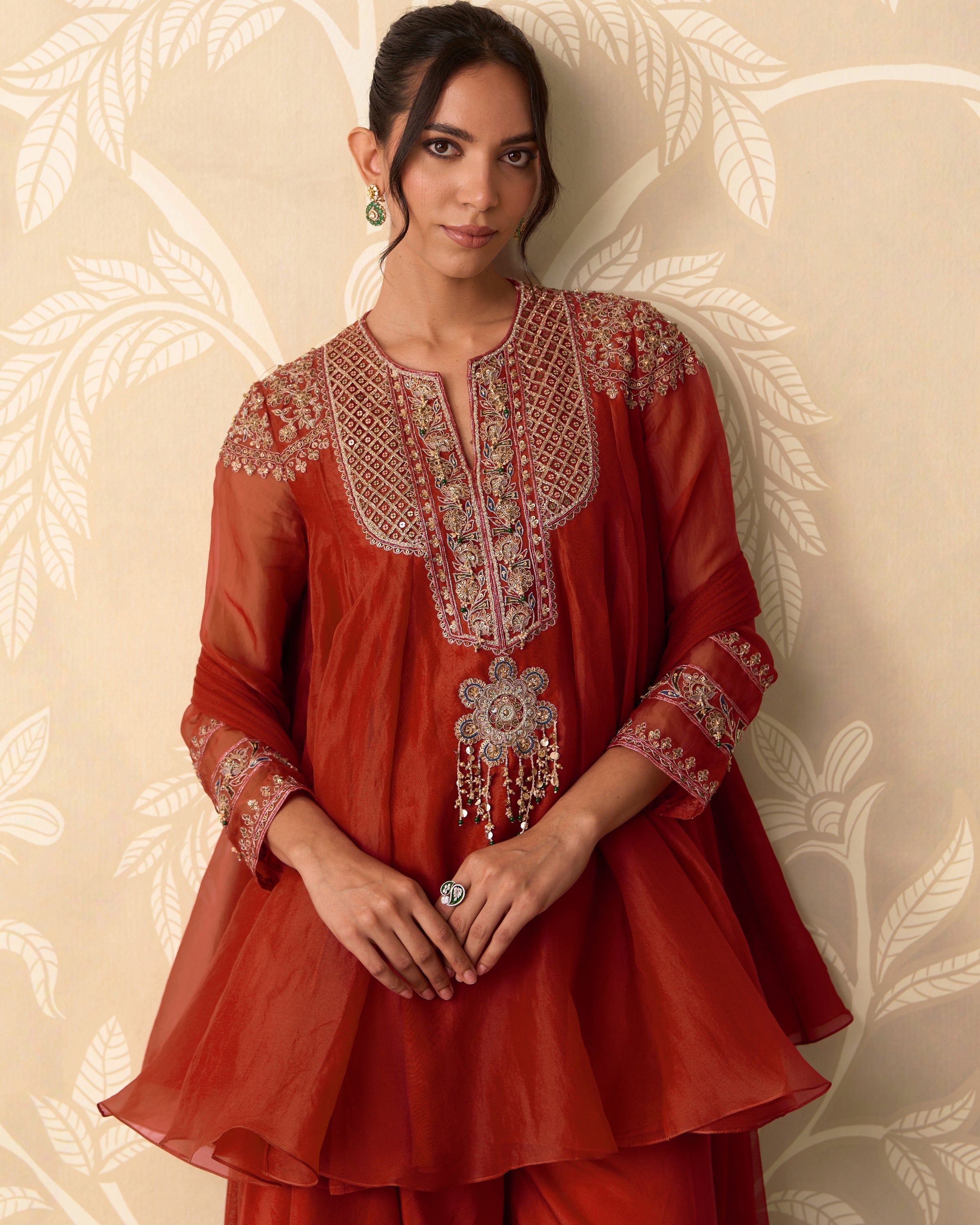 Surkh Kurta Salwar Set