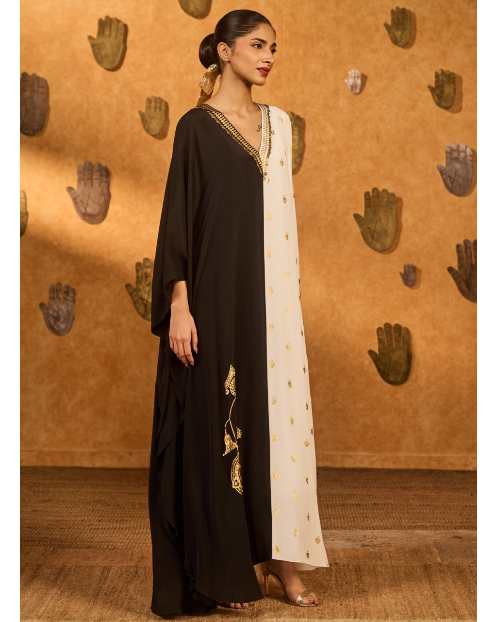 Black and White Heartbeat Kaftan
