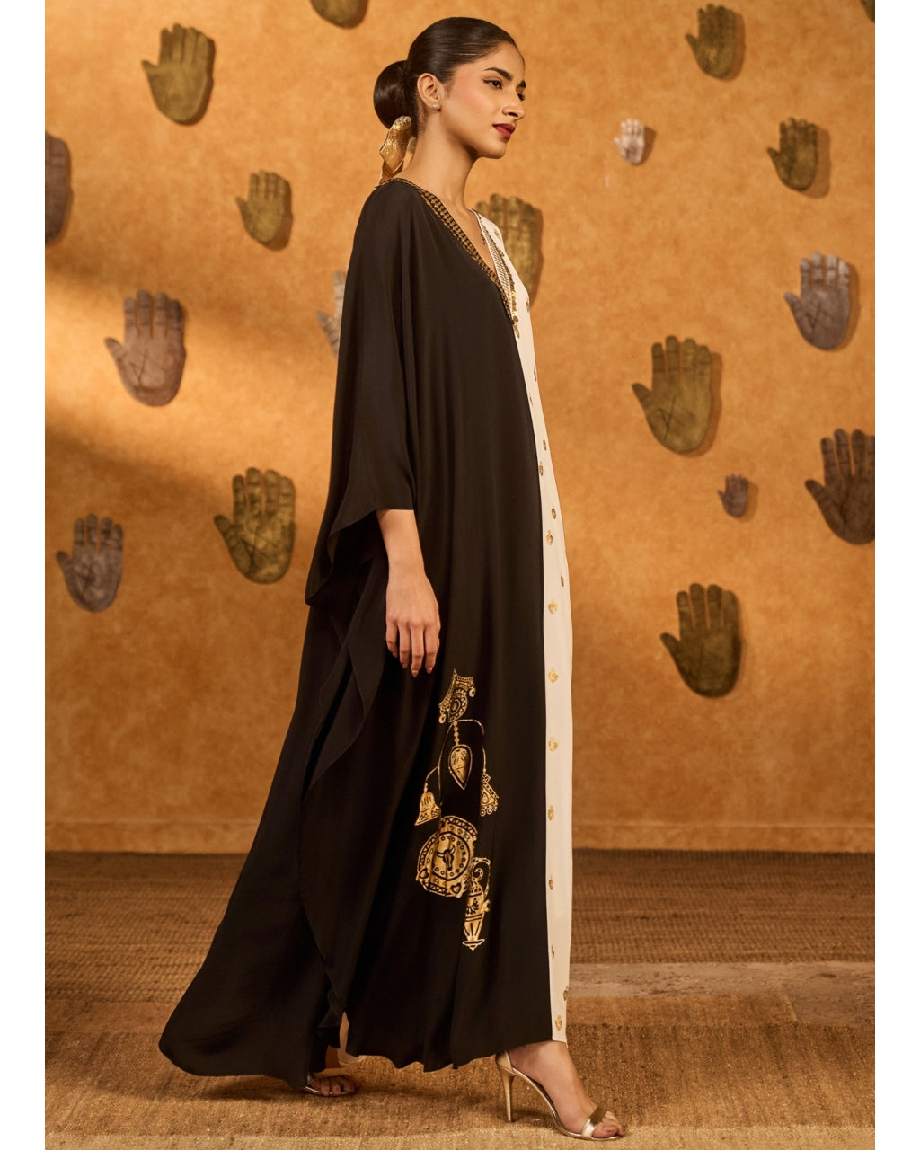 Black and White Heartbeat Kaftan