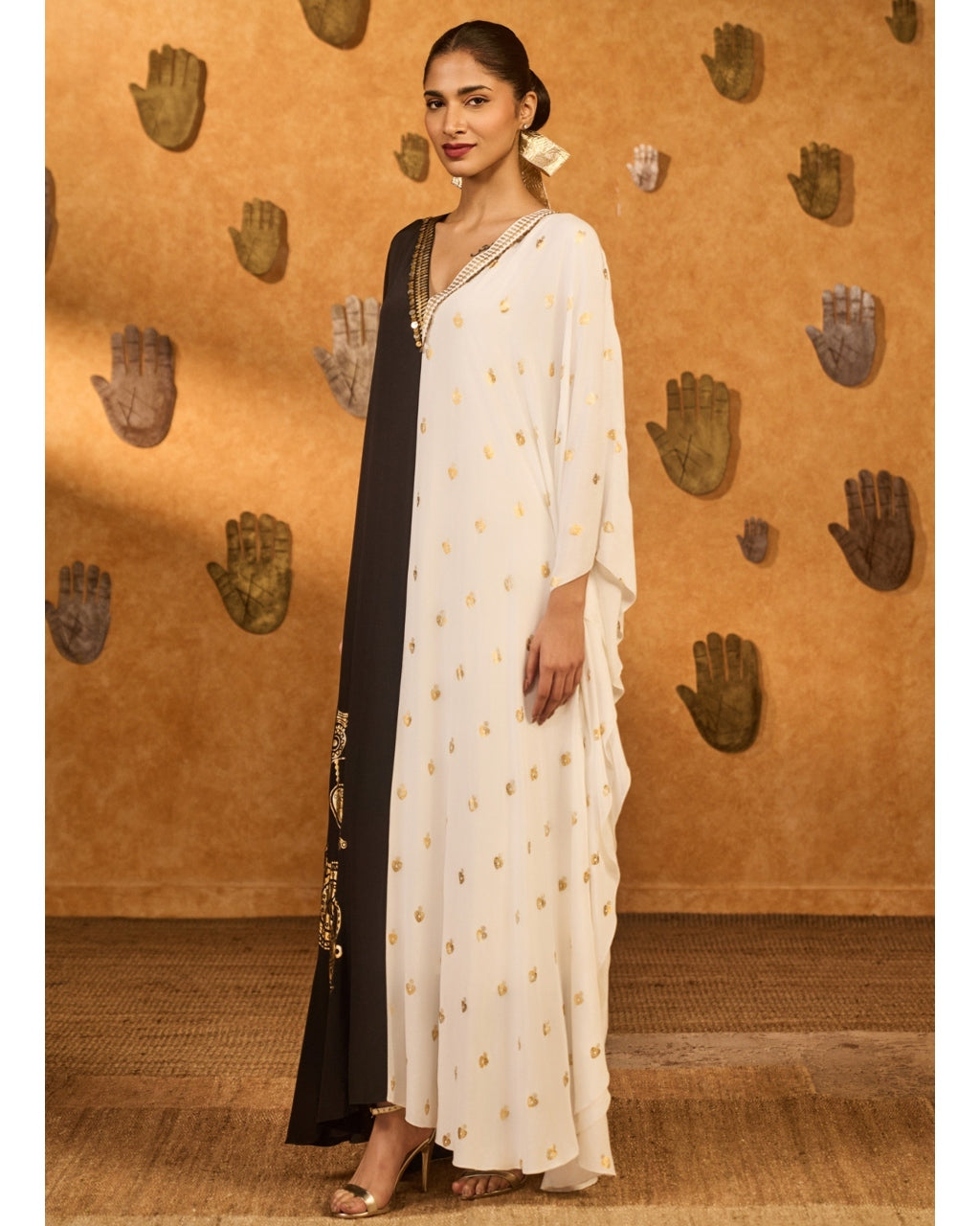 Black and White Heartbeat Kaftan