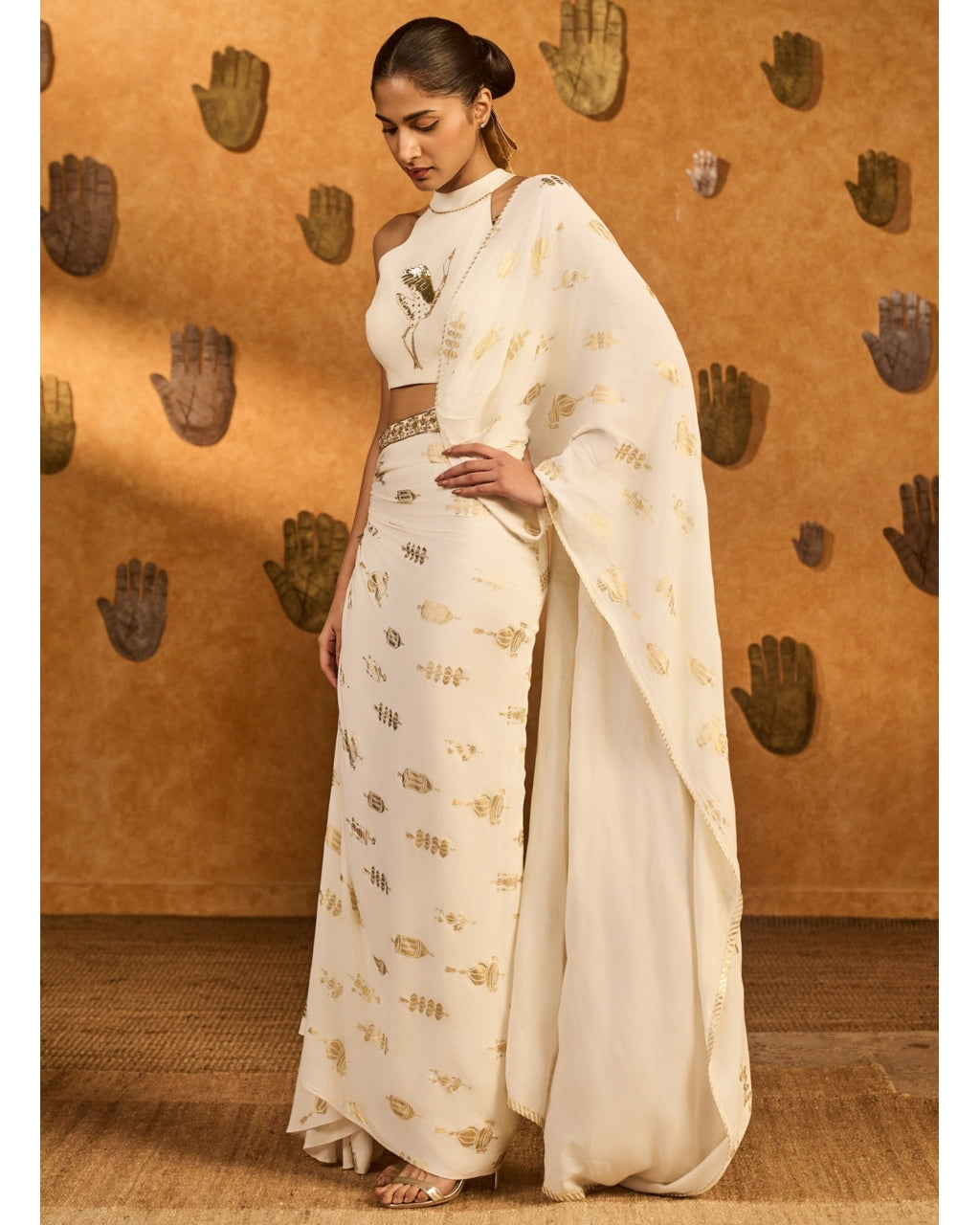 Ivory Soft Lantern Stitched Sari Set